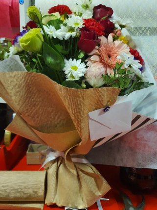 Buket Kır çiçekleri 