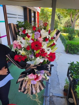 Rengarenk çiçek Buketi 