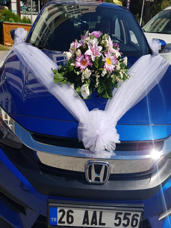 Gece mavisi gelin arabası 